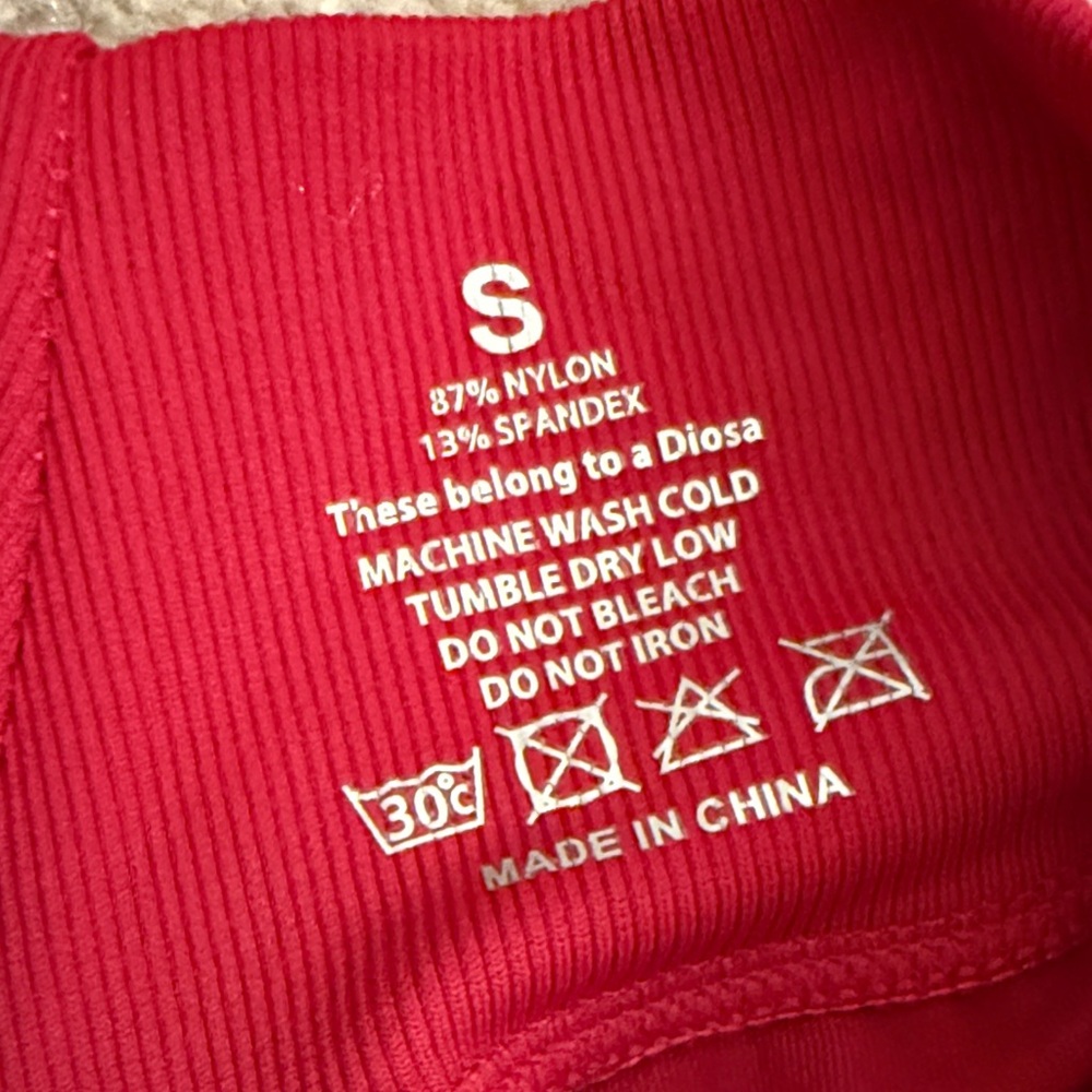Diosafit Women's V Waist Booty Scrunch Shorts - Picture 3 of 6